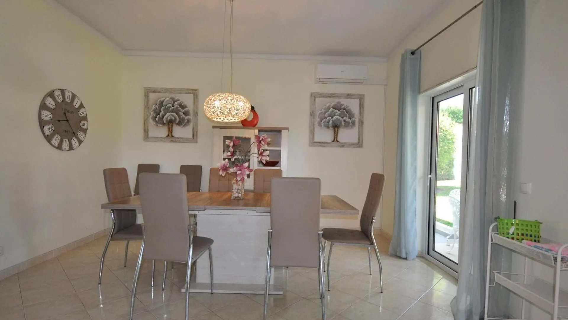 度假居 Spacious Villa In The Resort Of Vilamoura With Private Swimming Pool