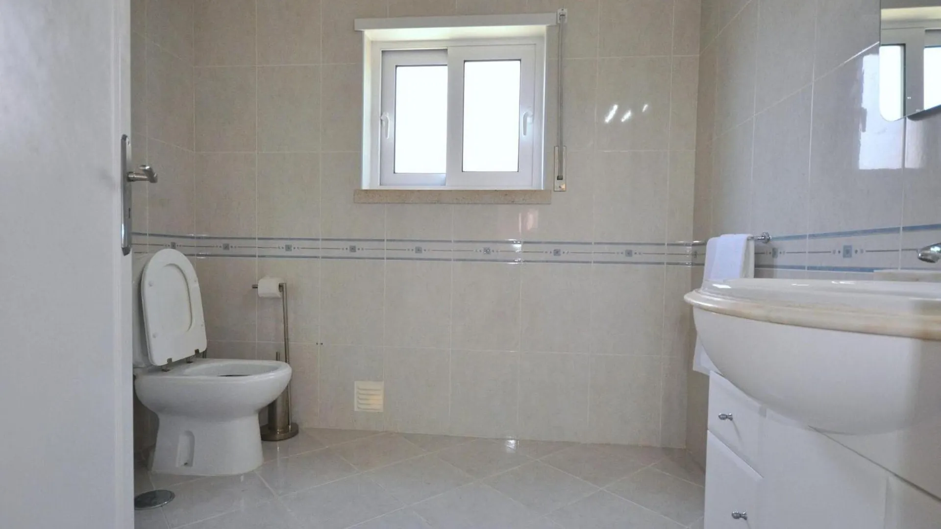 Spacious Villa In The Resort Of Vilamoura With Private Swimming Pool
