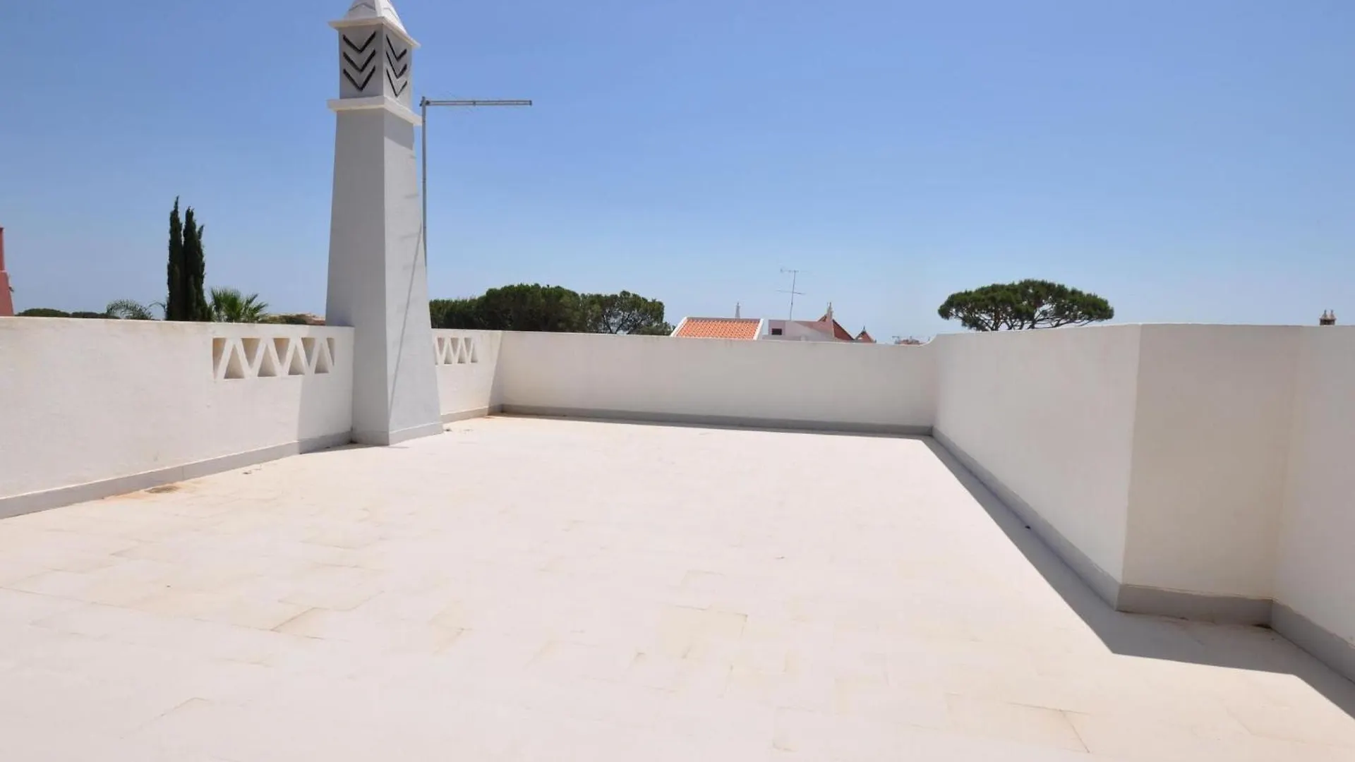 Spacious Villa In The Resort Of Vilamoura With Private Swimming Pool